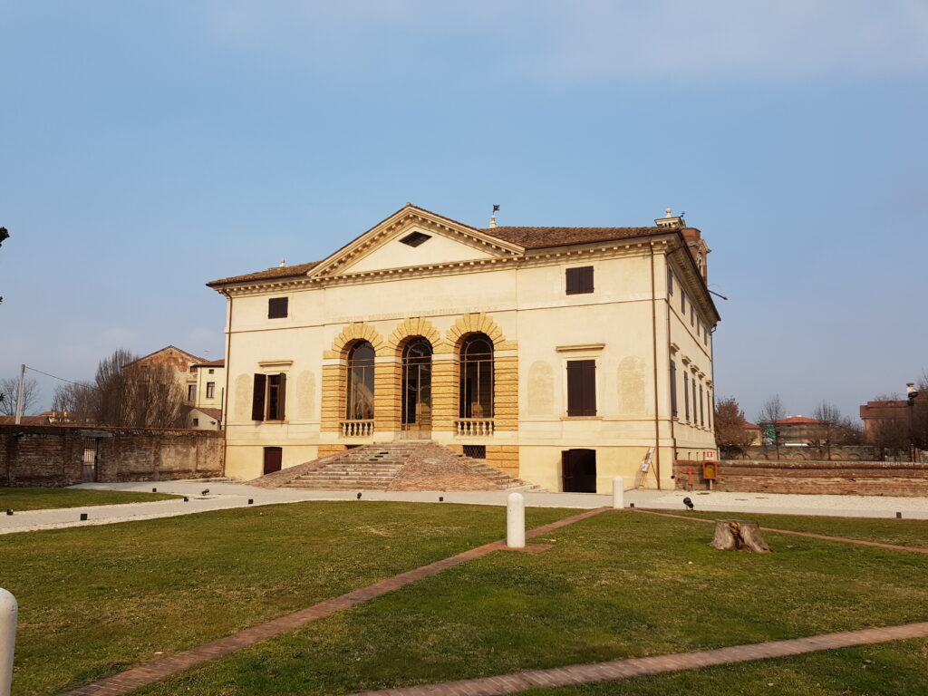 Visita guidata a Villa Caldogno: capolavoro palladiano e affreschi